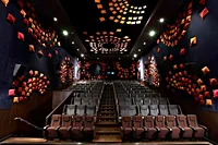 Interior de um auditório de cinema