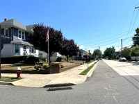 Calle suburbana de Lynbrook