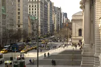 Vista della strada della Fifth Avenue