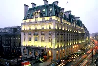 Noche en el Ritz de Londres