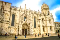 Fassade des Klosters Jerónimos